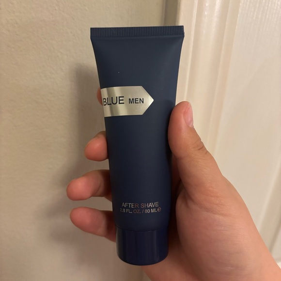 Blue Men After Shave Lotion - Picture 2 of 3